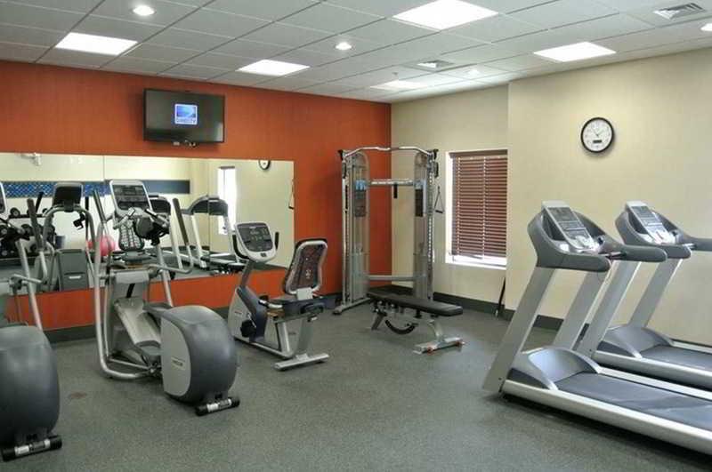 Instalaciones Recreativas Hampton Inn Carrizo Springs