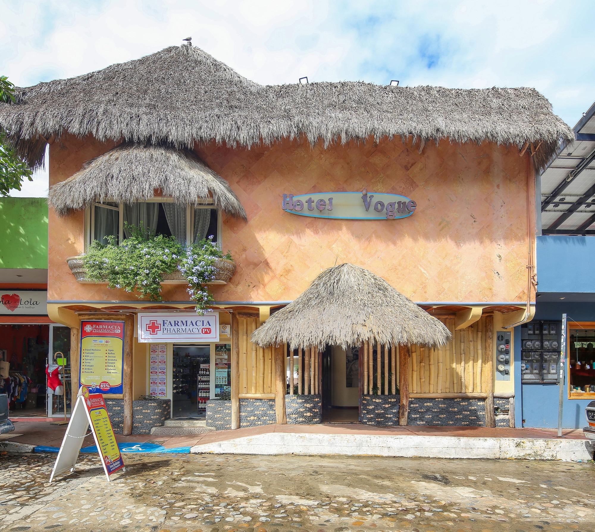 Vista Exterior Hotel Vogue