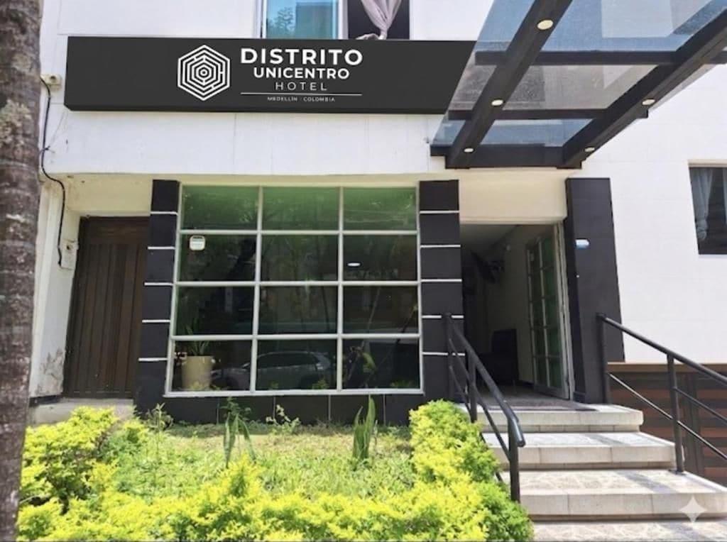 Vista Exterior HOTEL  DISTRITO UNICENTRO