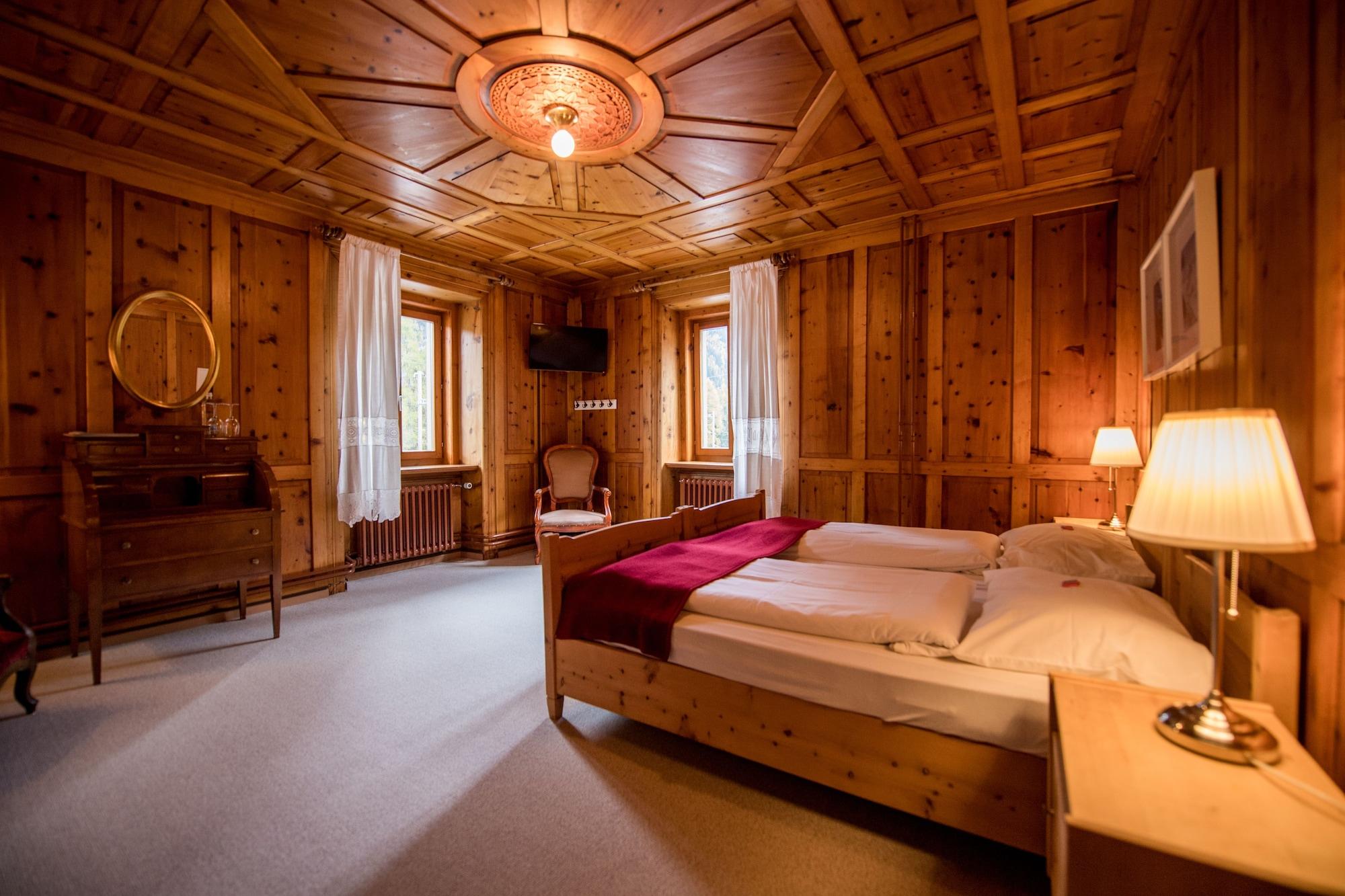 Varios Hotel Veduta