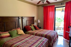 Renta temporal - Stunning Beachfront Condo with Ocean View, few steps from the sand