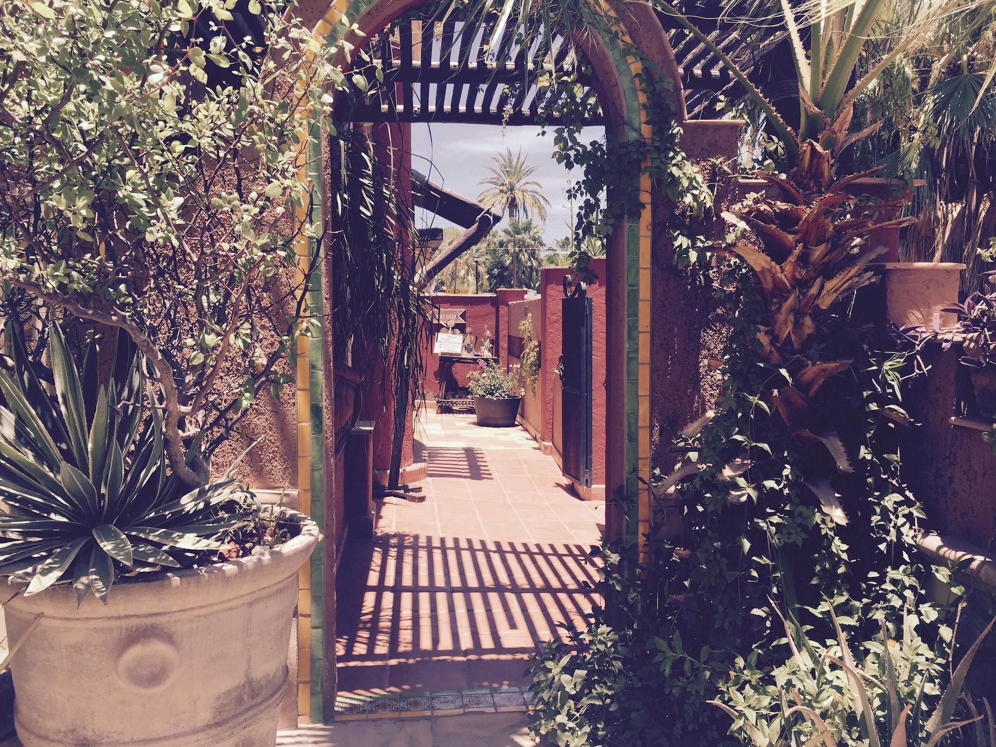 Varios Posada del Cortes Hotel