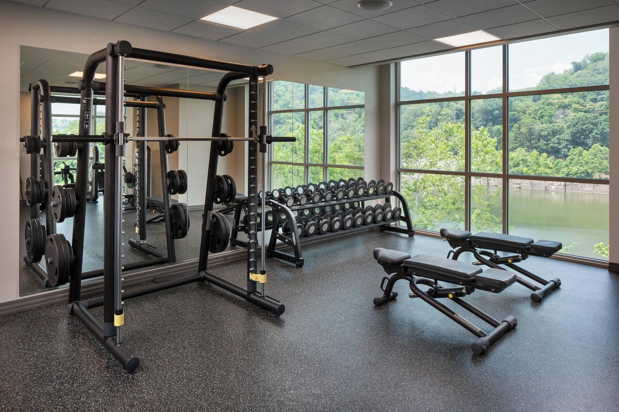 Gimnasio Morgantown Marriott at Waterfront Place