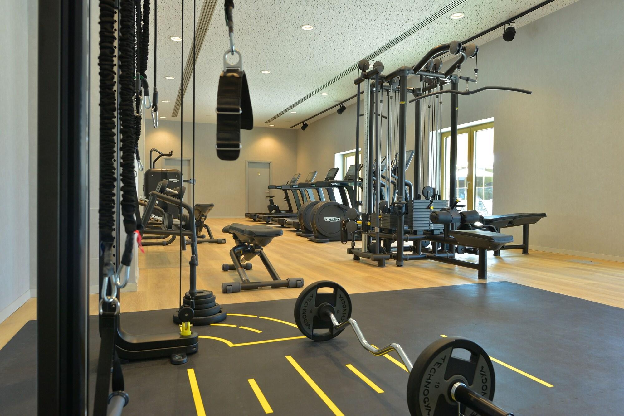 Gimnasio mk | hotel tirana