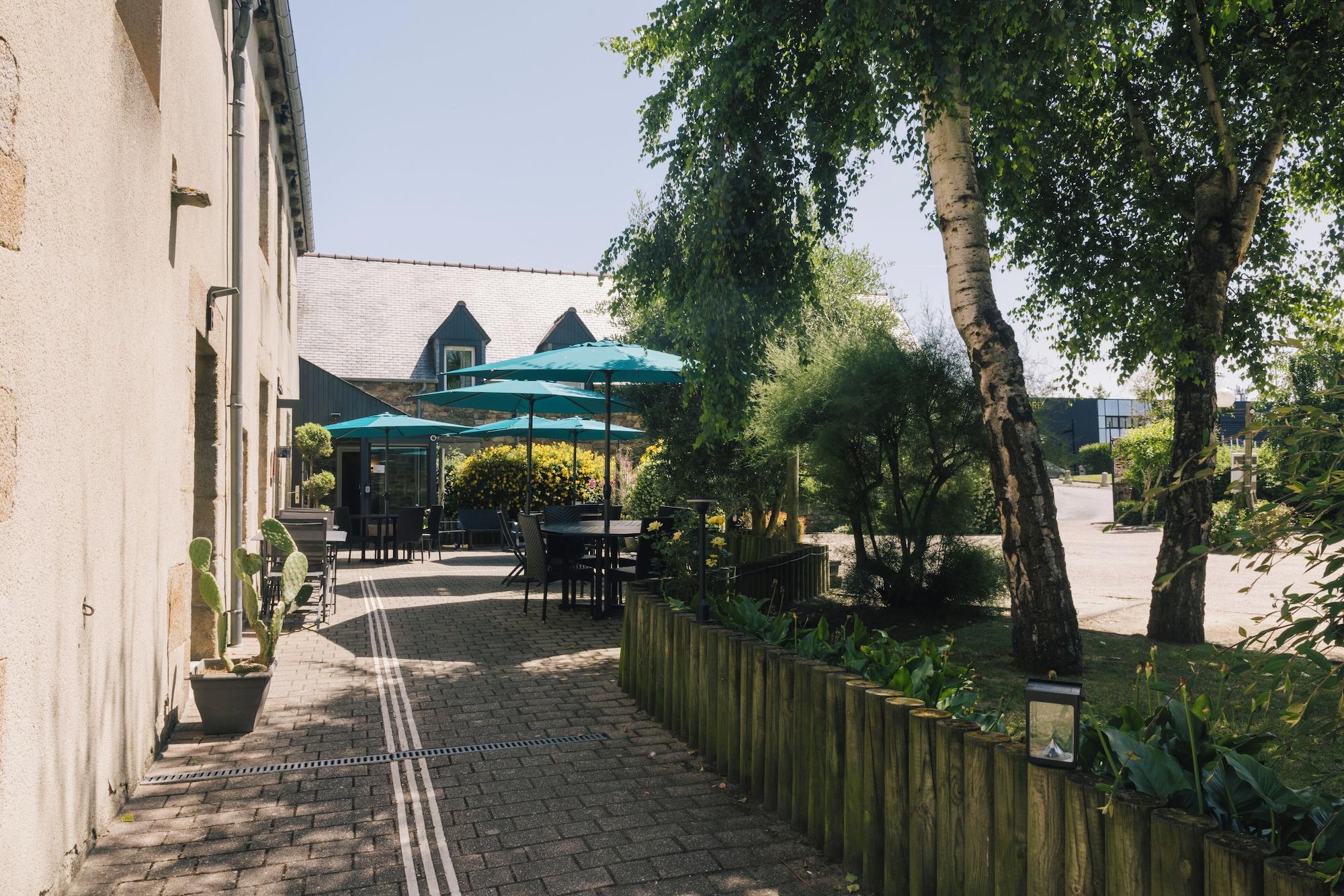Equipamiento de Habitación Logis Hôtel la Grassinais Saint-Malo