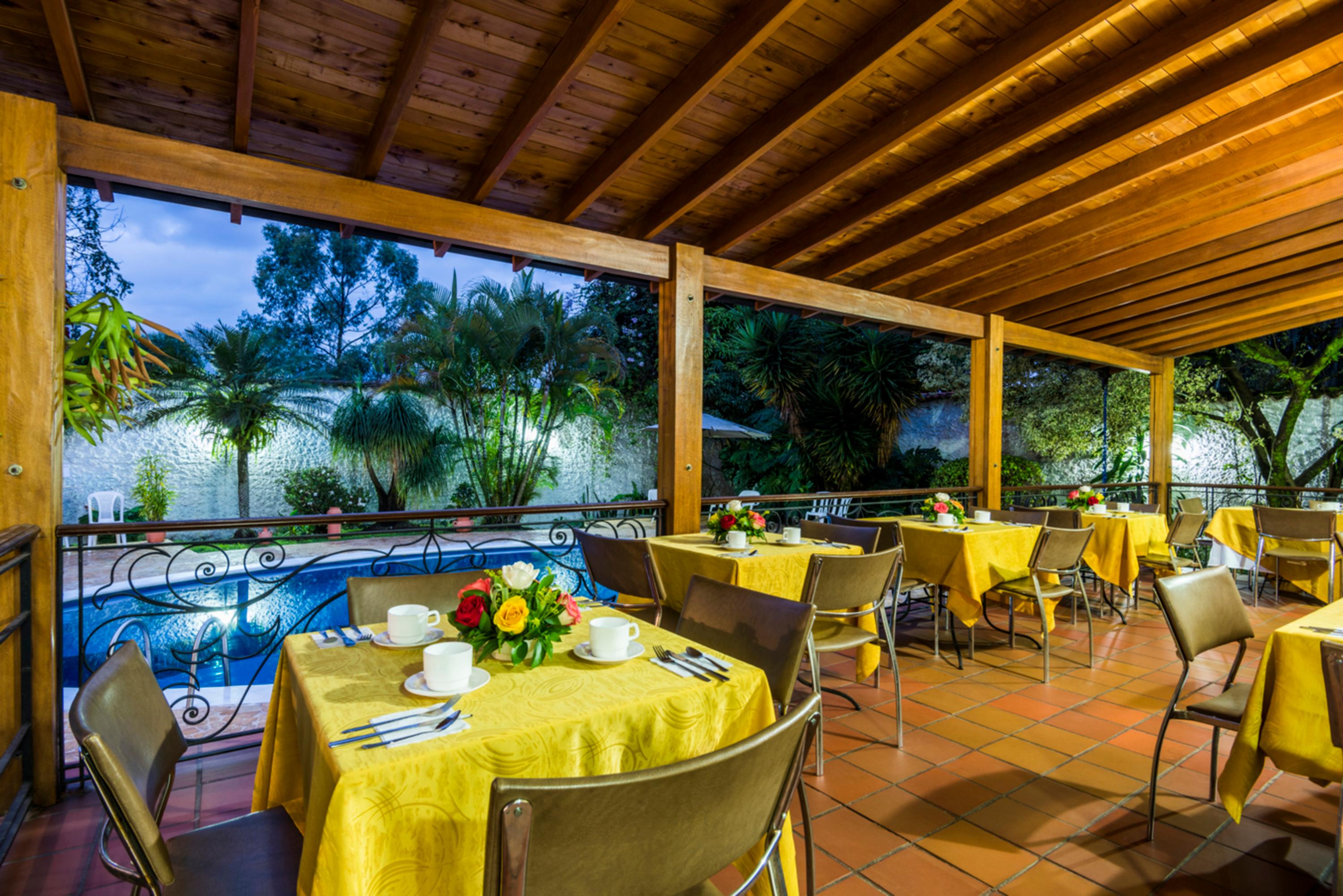 Restaurant Hotel Portales Del Campestre