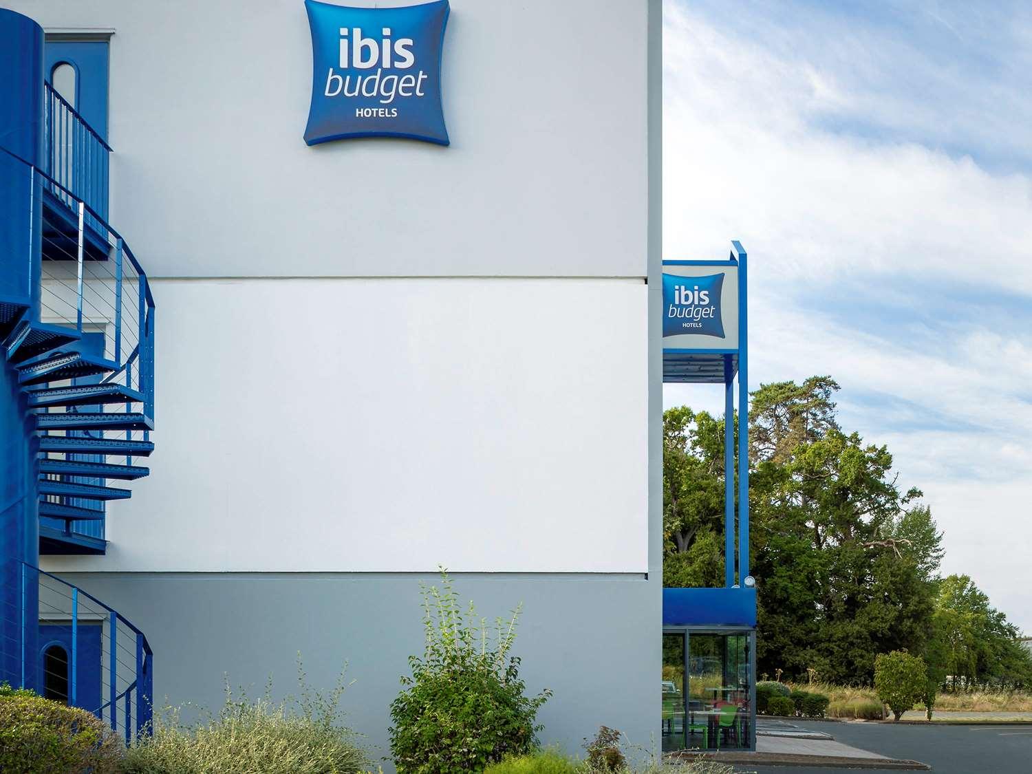 Varios ibis budget Angers Parc des Expositions
