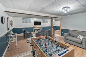 Alquiler Vacacional - Airy Cottage Close to Rock Lake w/ Fire Pit!