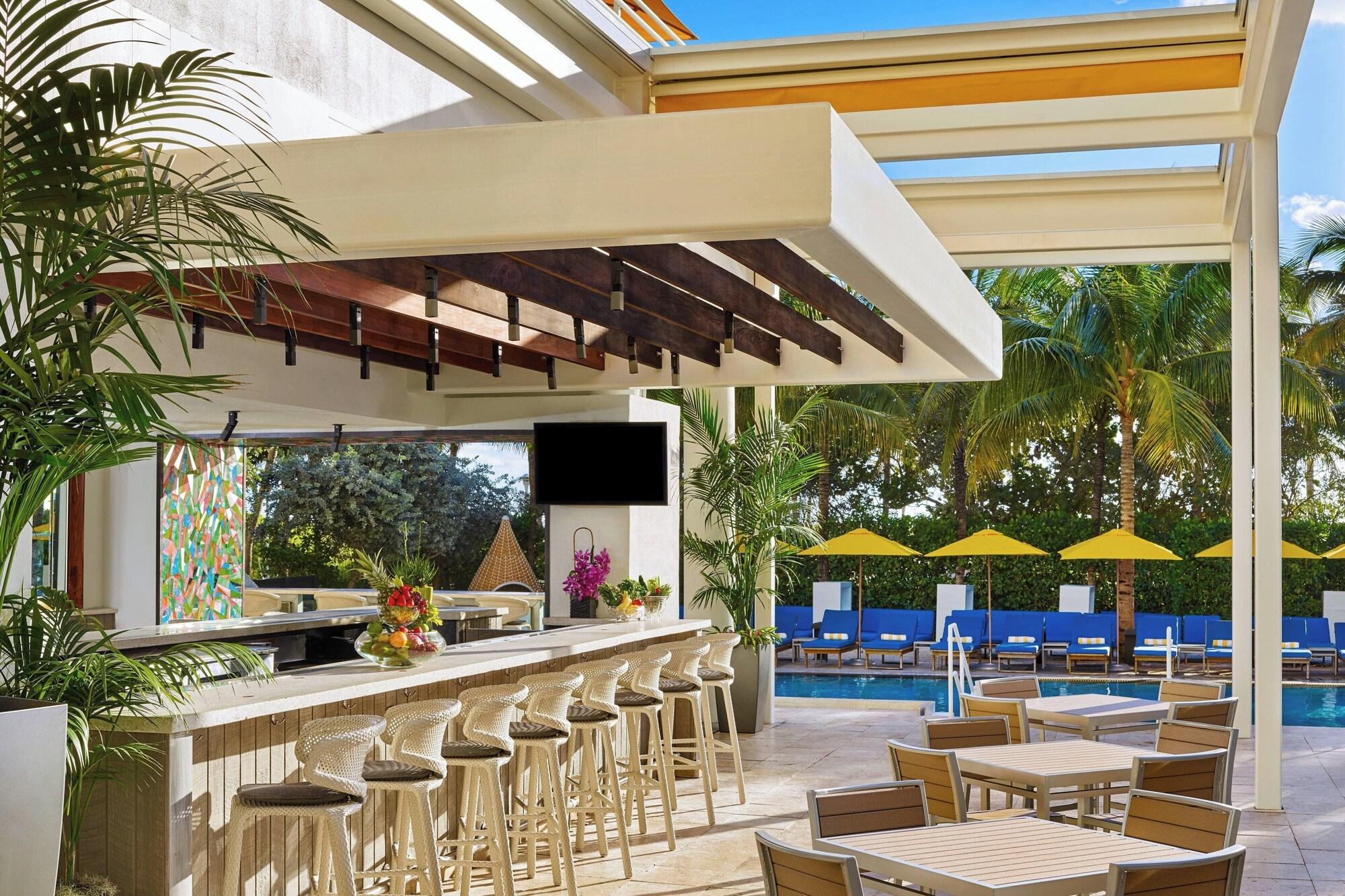 Restaurant Royal Palm South Beach Miami, a Tribute Portfolio Resort