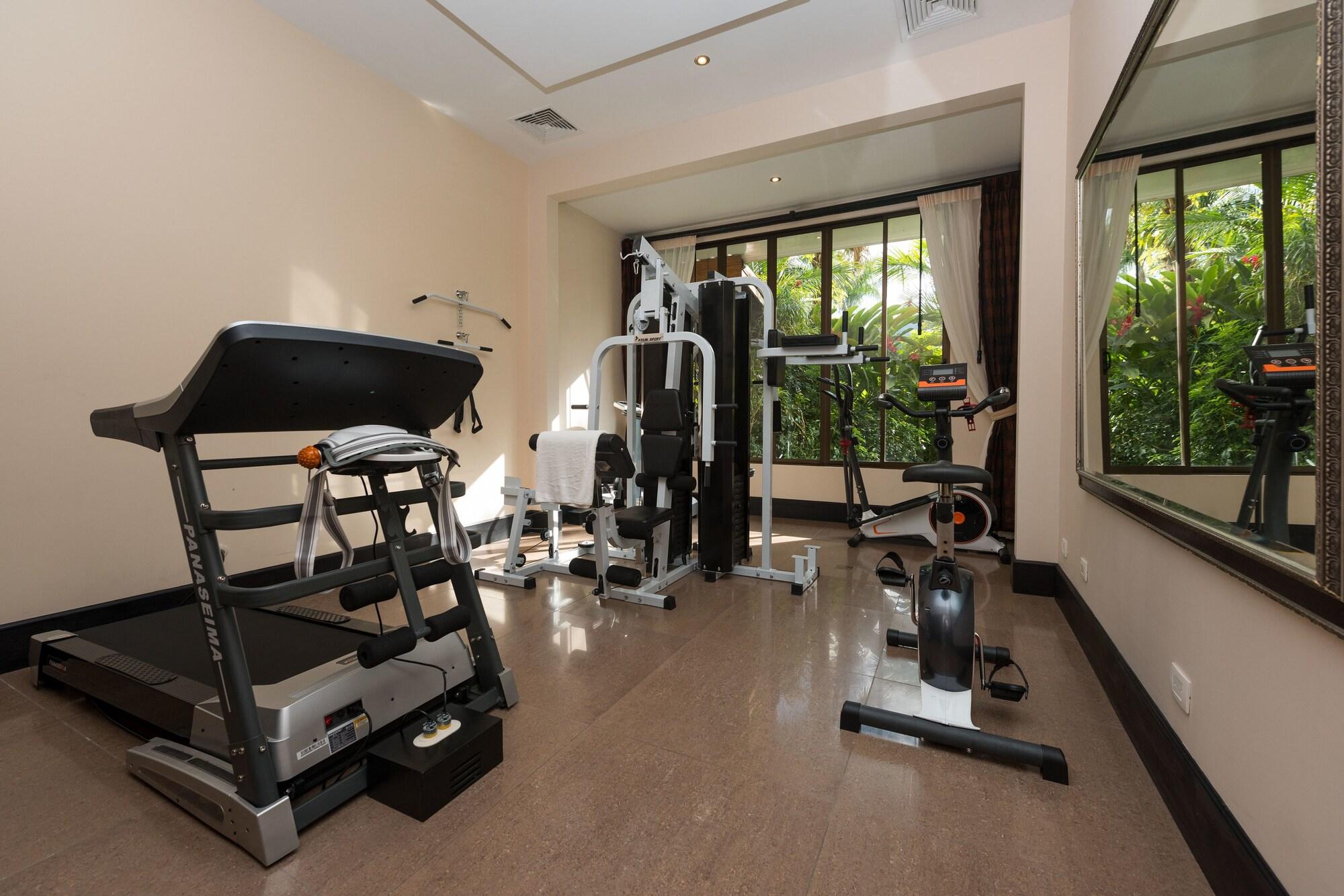Gimnasio The Royal Corin Thermal Water Spa & Resort - Adults Only