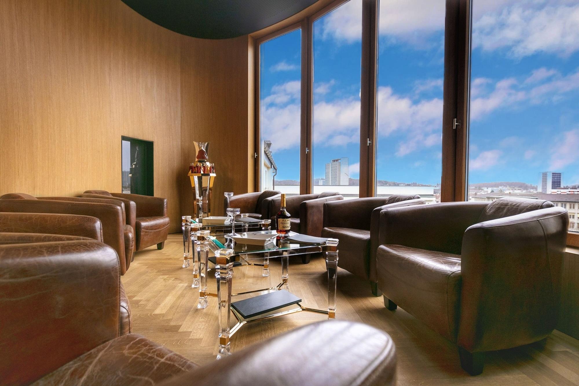 Bar/Salón GLANDON Rooms Elite