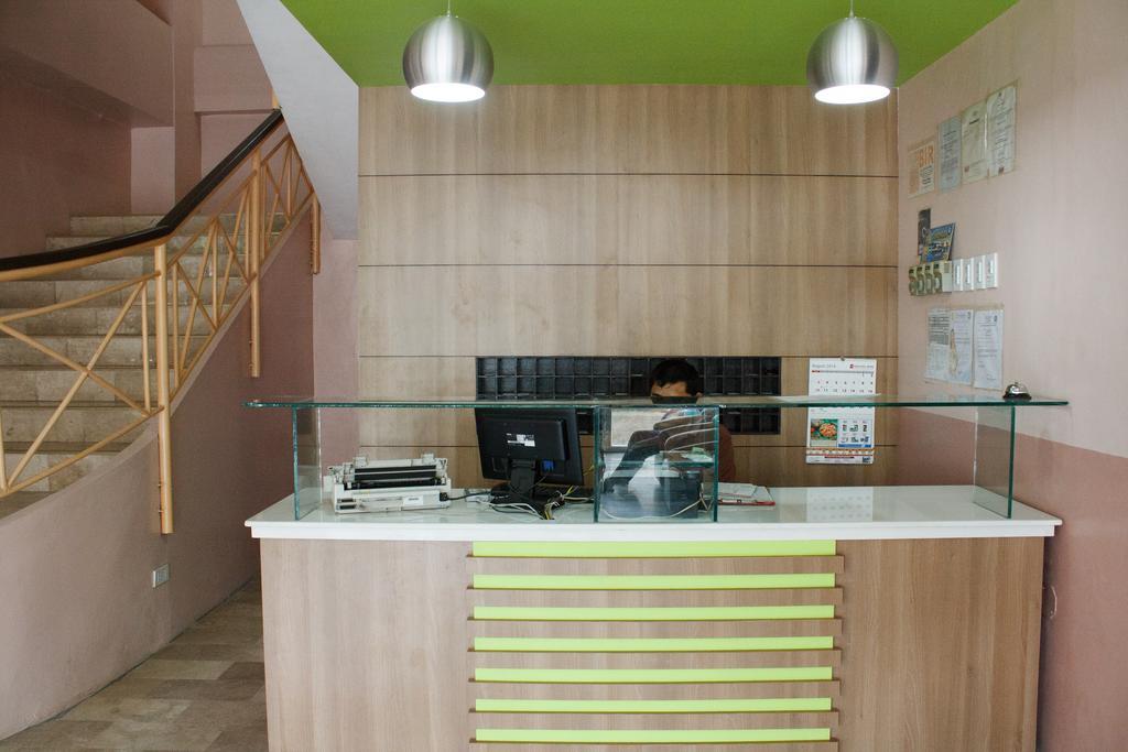 Vista Lobby GV Hotel Borongan