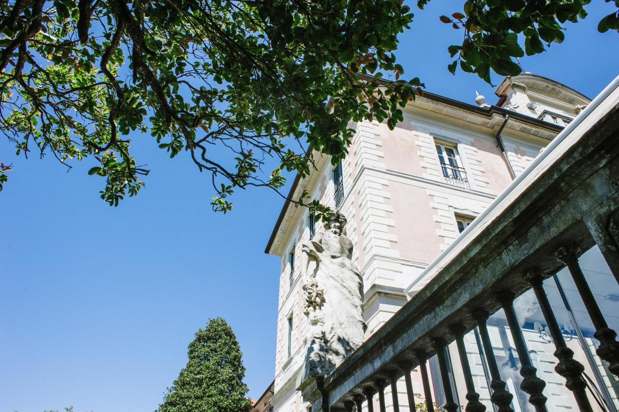 Vista Exterior Hotel Villa Borghi