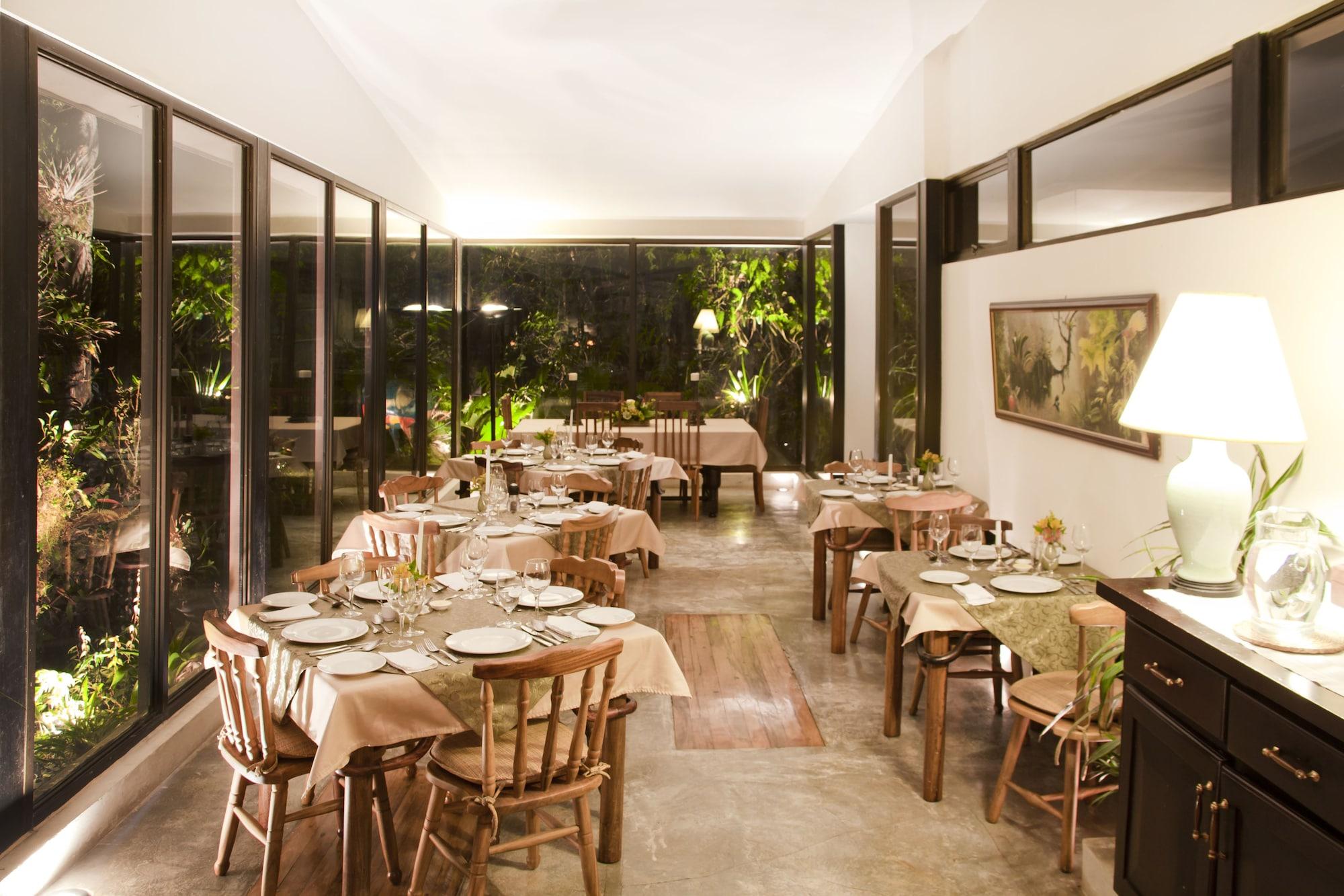 Restaurant Poas Volcano Lodge