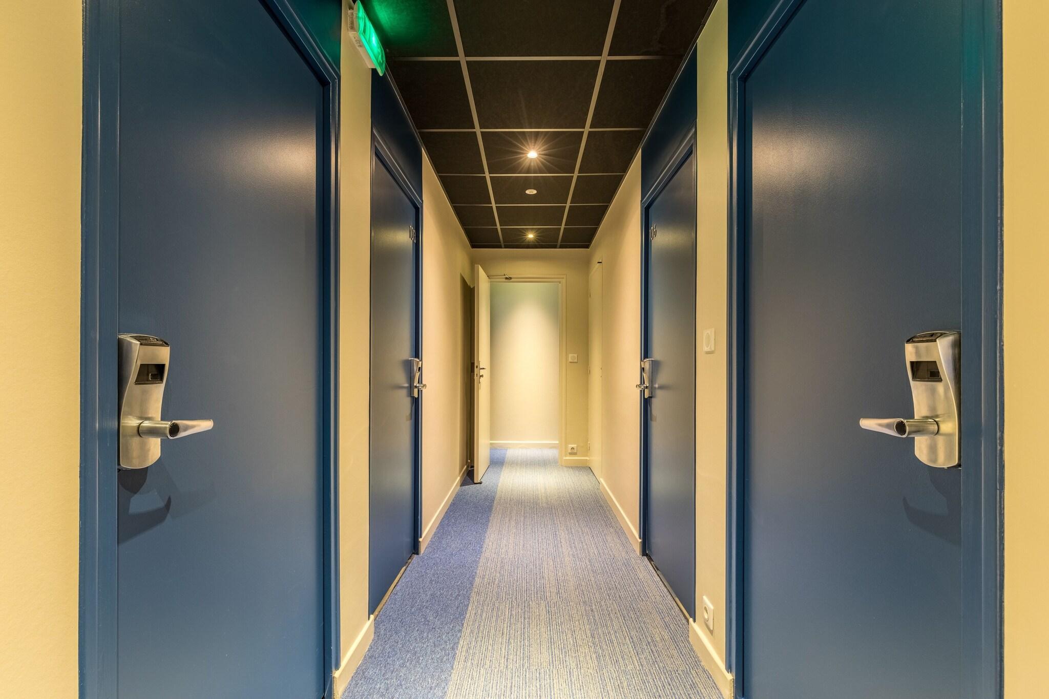 Vista Lobby Le Victoria