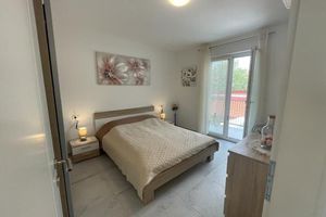 Alquiler Vacacional - Beautiful new build vacation apartment in the heart of Pula