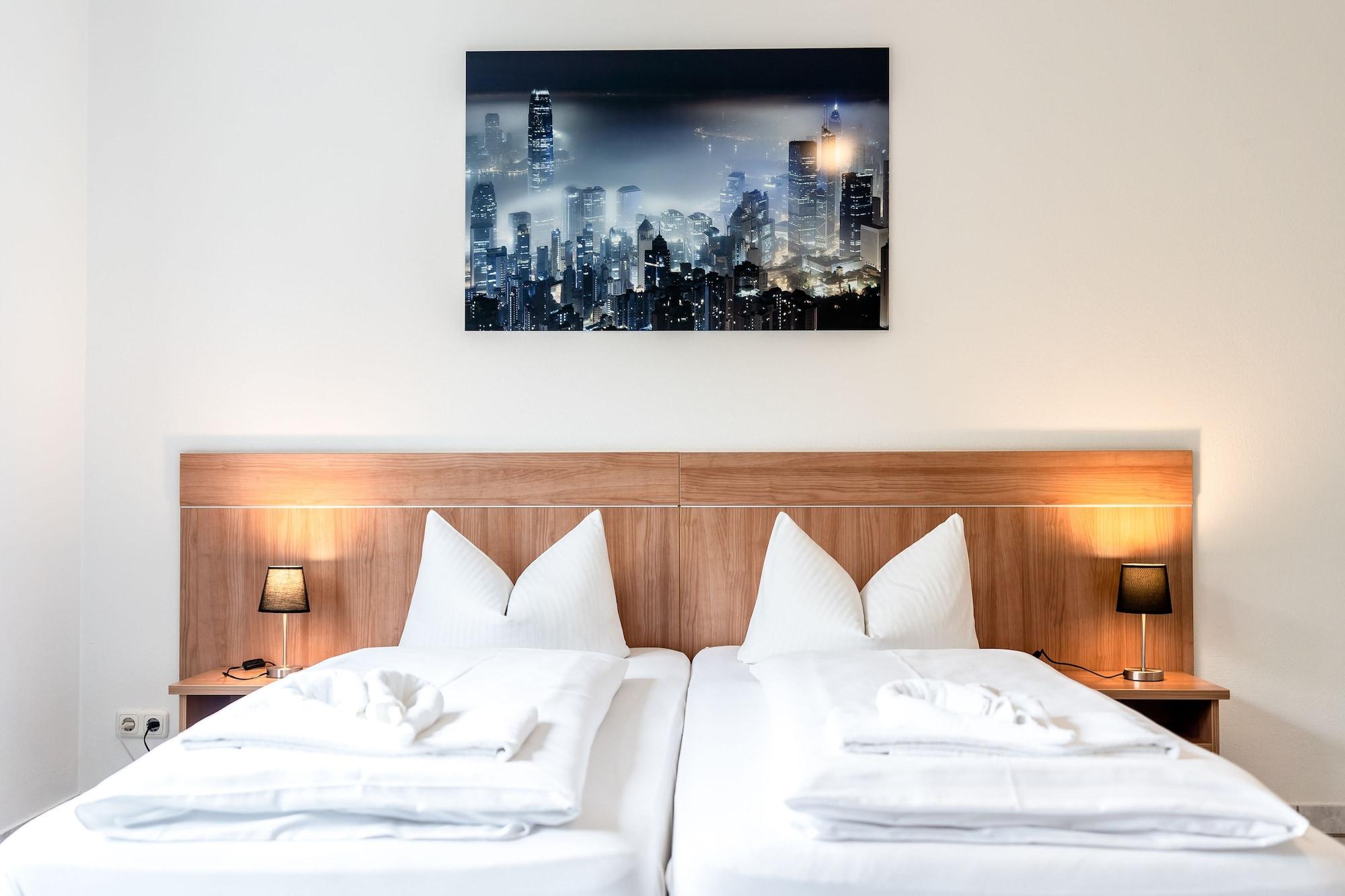 Varios Hotel Fresh INN
