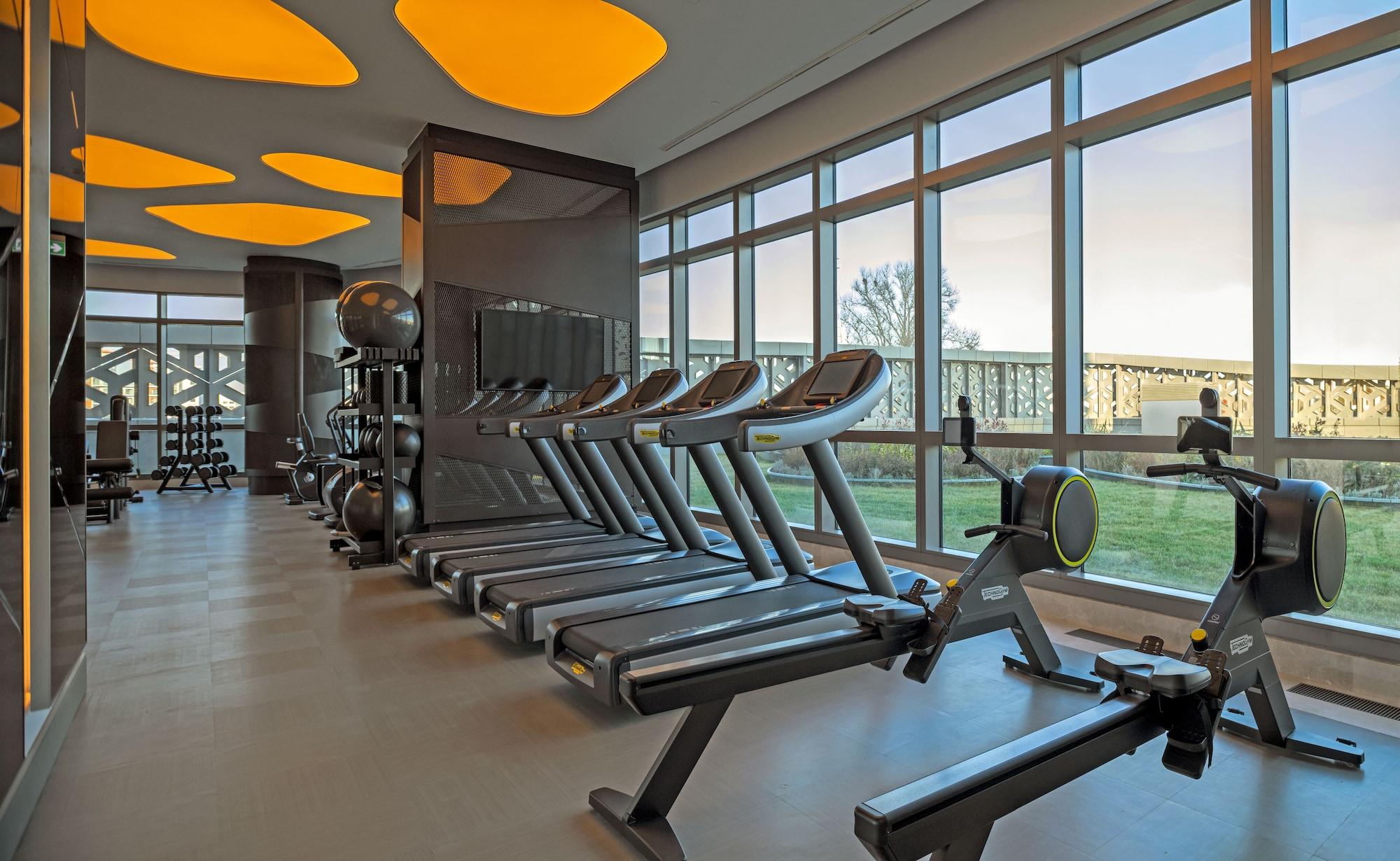 Gimnasio Hilton Tashkent City