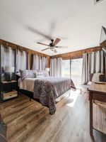 Alquiler Vacacional - COME TRY US OUT! GREAT FISHING! BEST RIVER VIEW ON THE LITTLE RED RIVER!