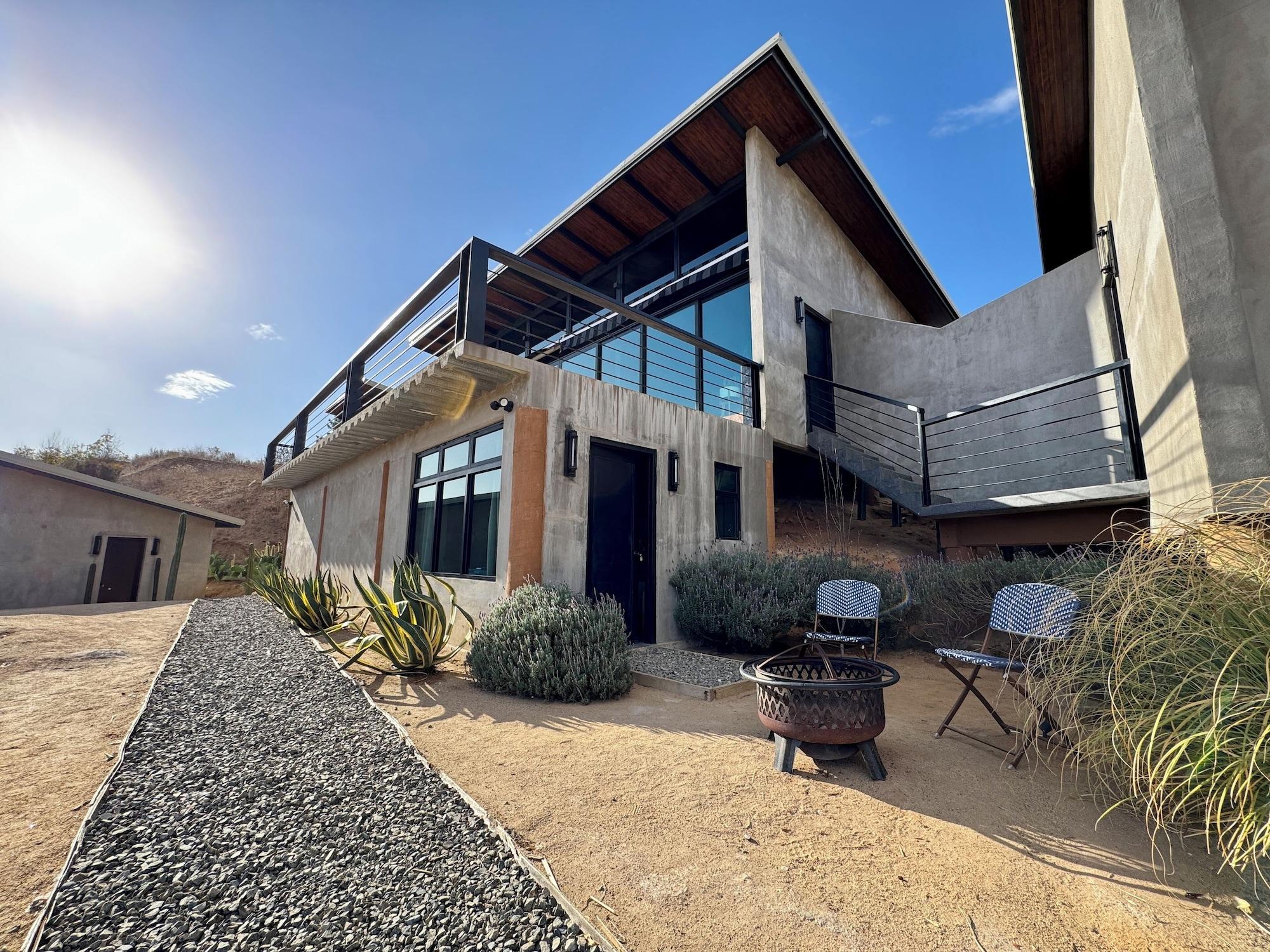 Vista Exterior Prajna Valle de Guadalupe