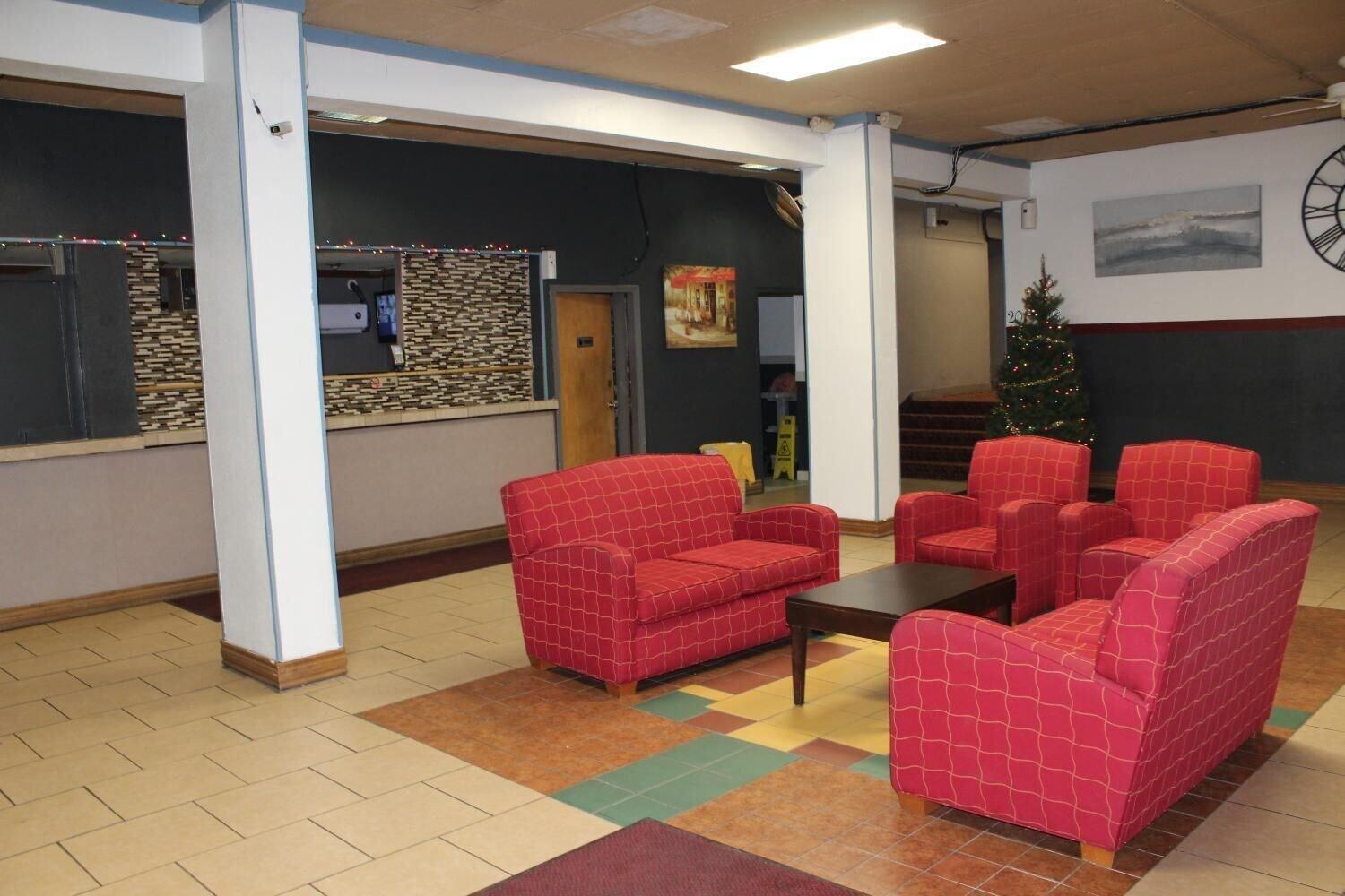 Vista Lobby Arrowhead Inn
