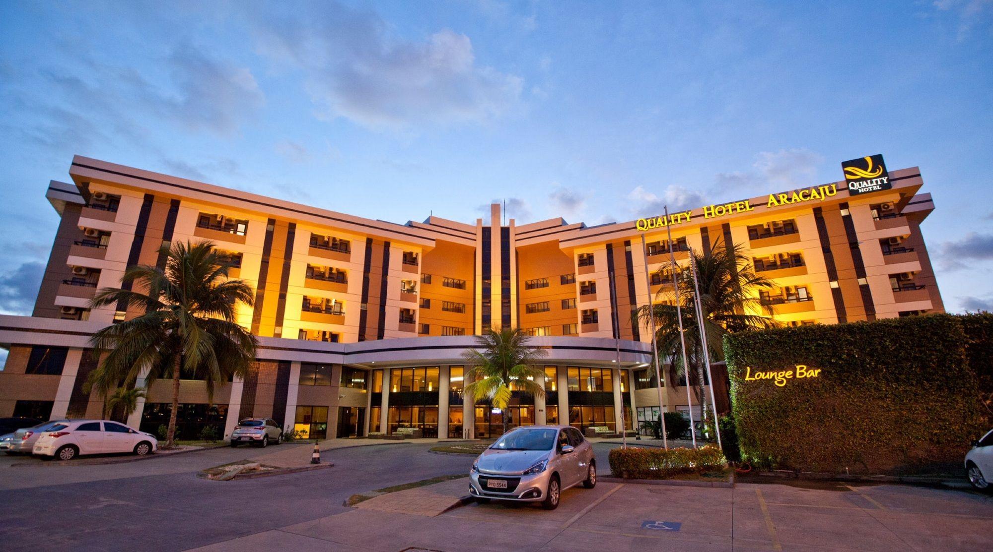 Vista Exterior Quality Hotel Aracaju