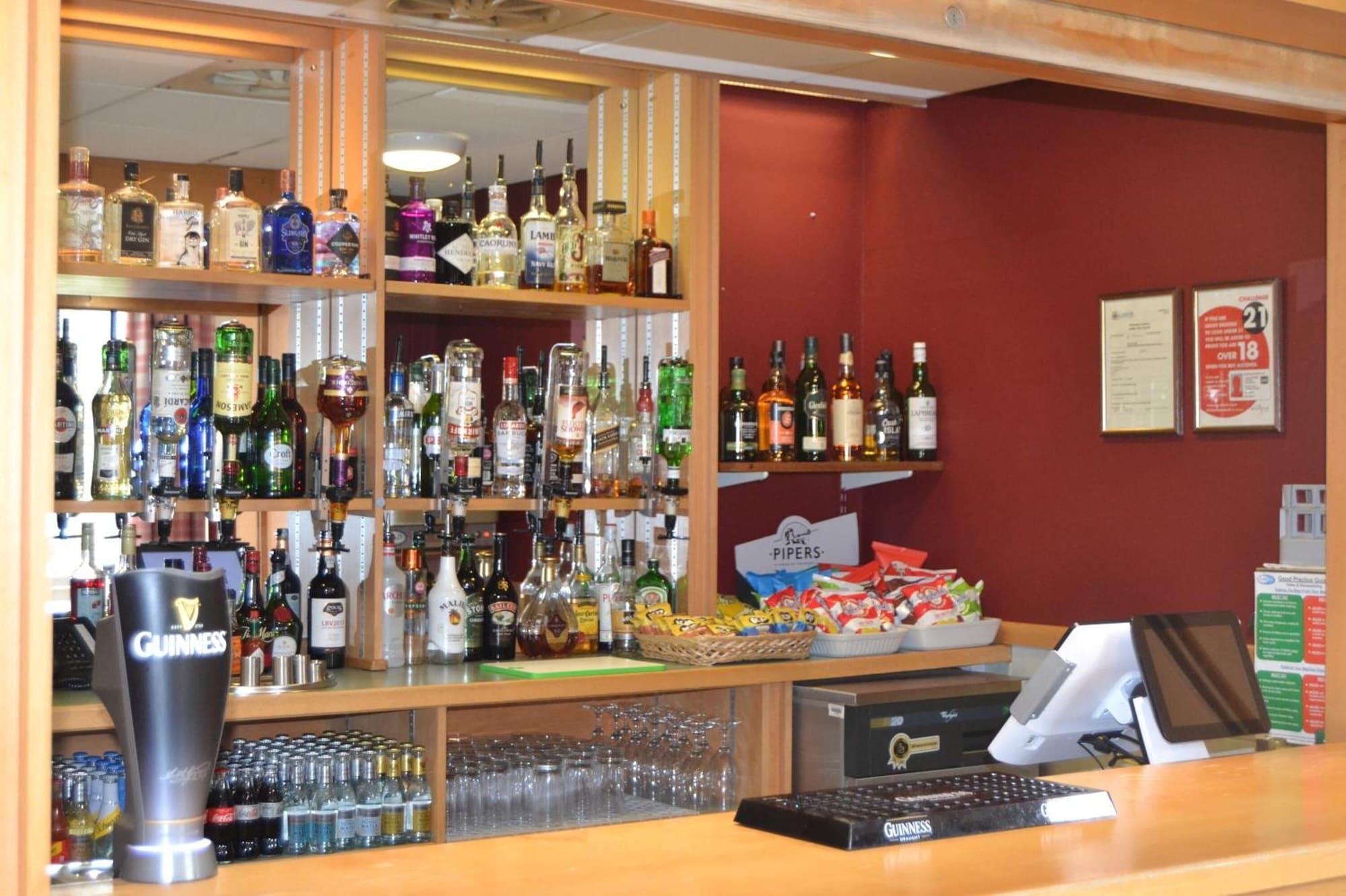 Bar/Salón Hinsley Hall