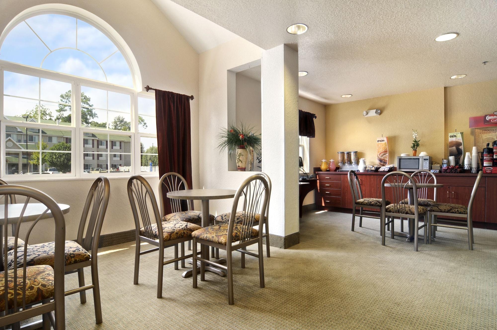 Restaurant Microtel Inn & Suites by Wyndham Marianna
