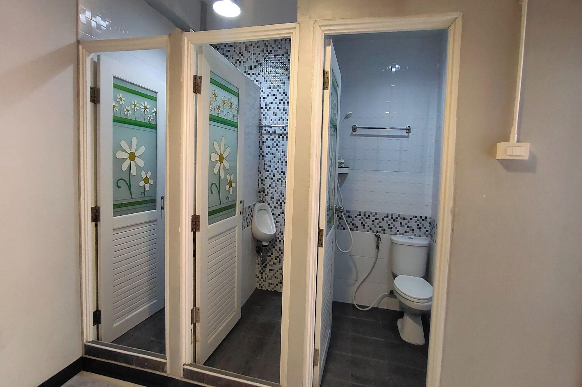 Equipamiento de Habitación Pratunam Family House