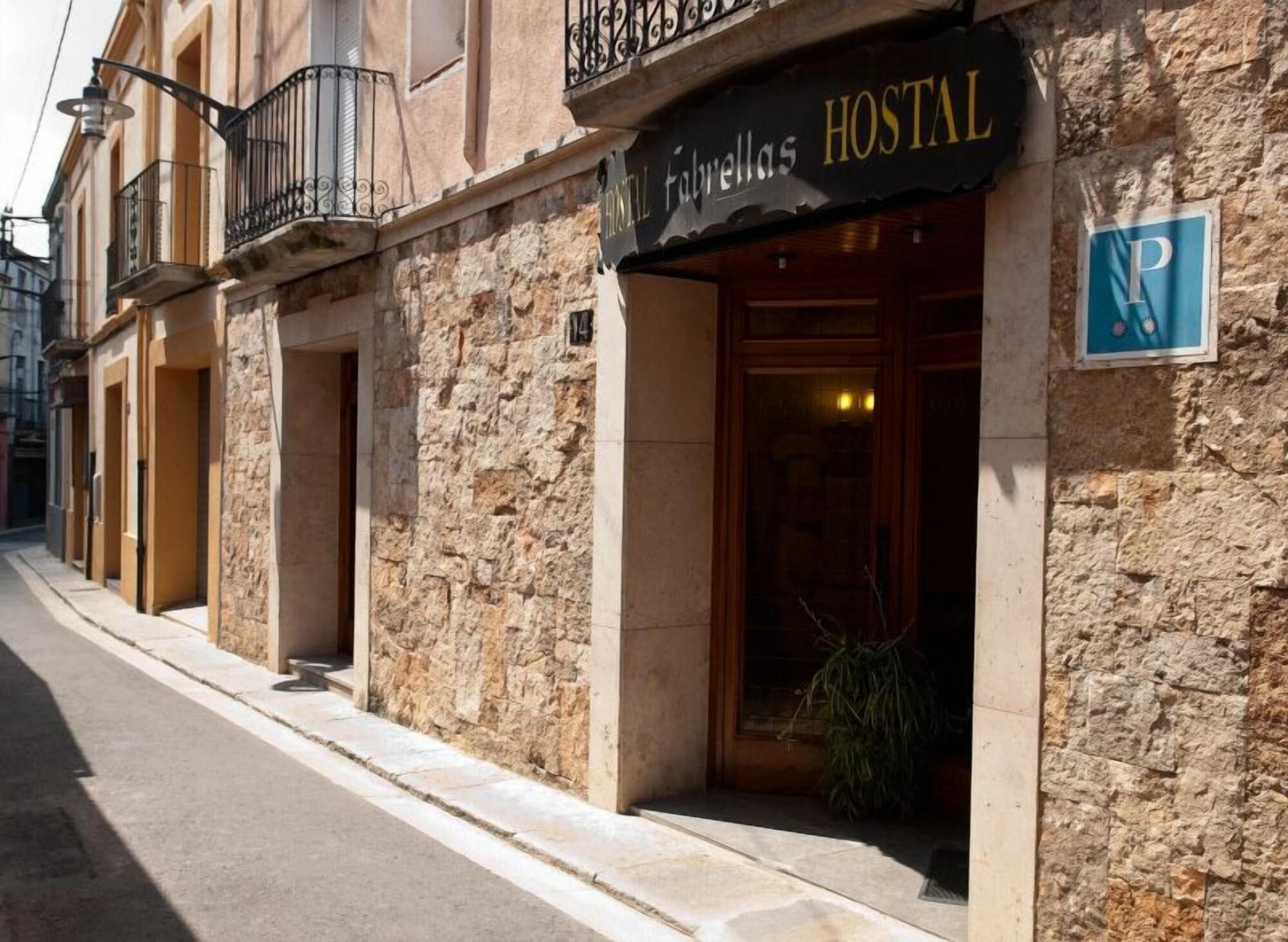 Varios Hostal Fabrellas
