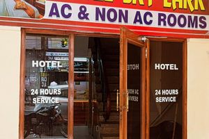 Alojamiento - Hotel Skylark Amritsar