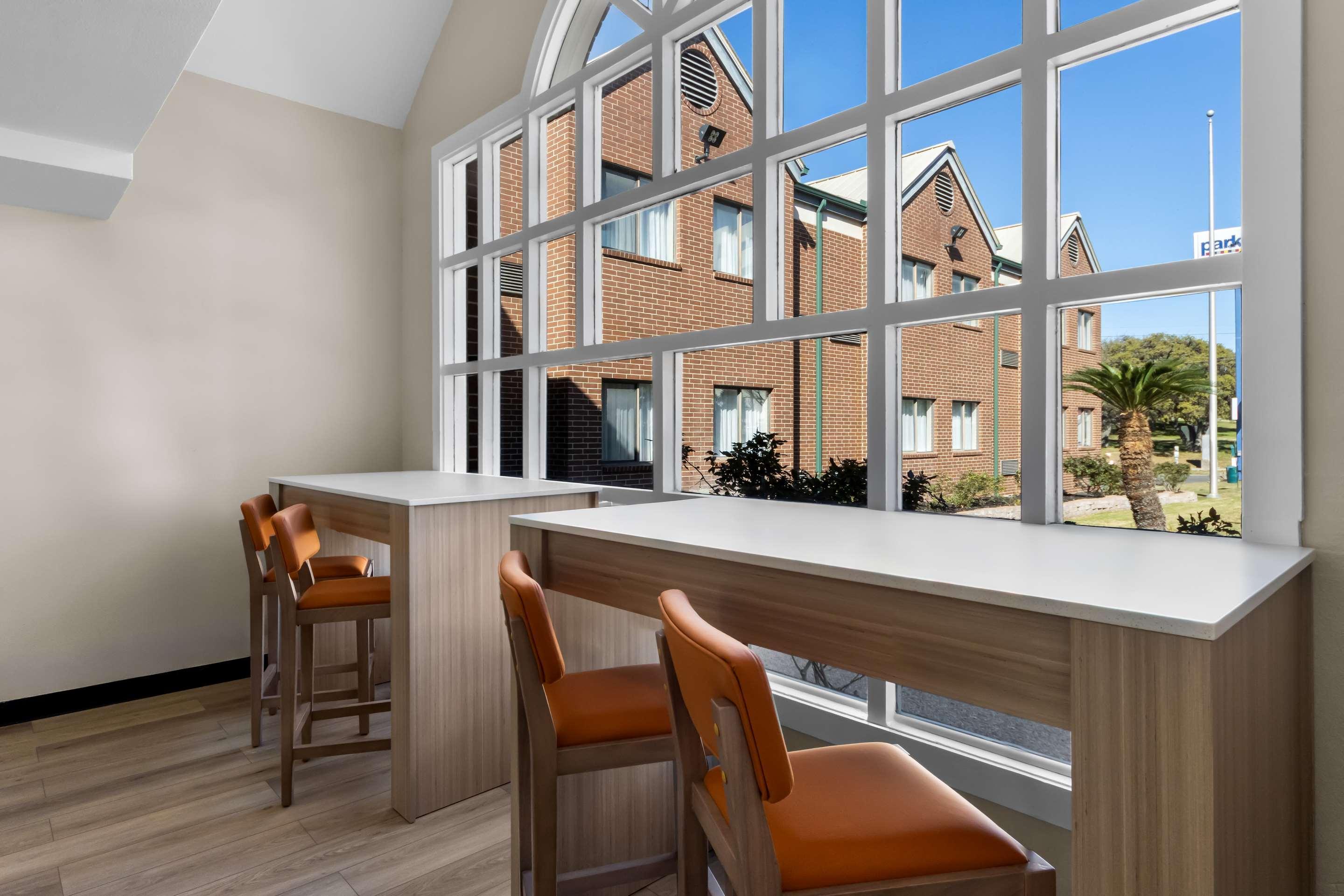 Restaurant Park Inn by Radisson