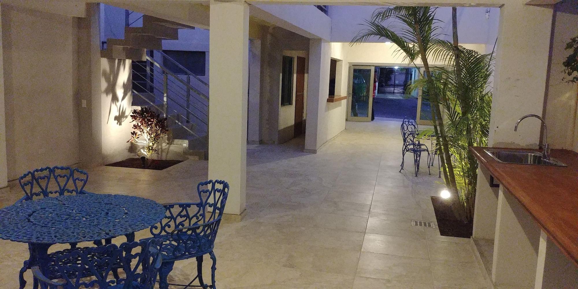 Varios Hotel Lorimar