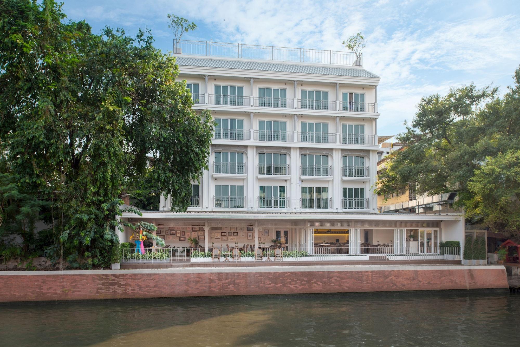 Vista Exterior Casa Vimaya Riverside