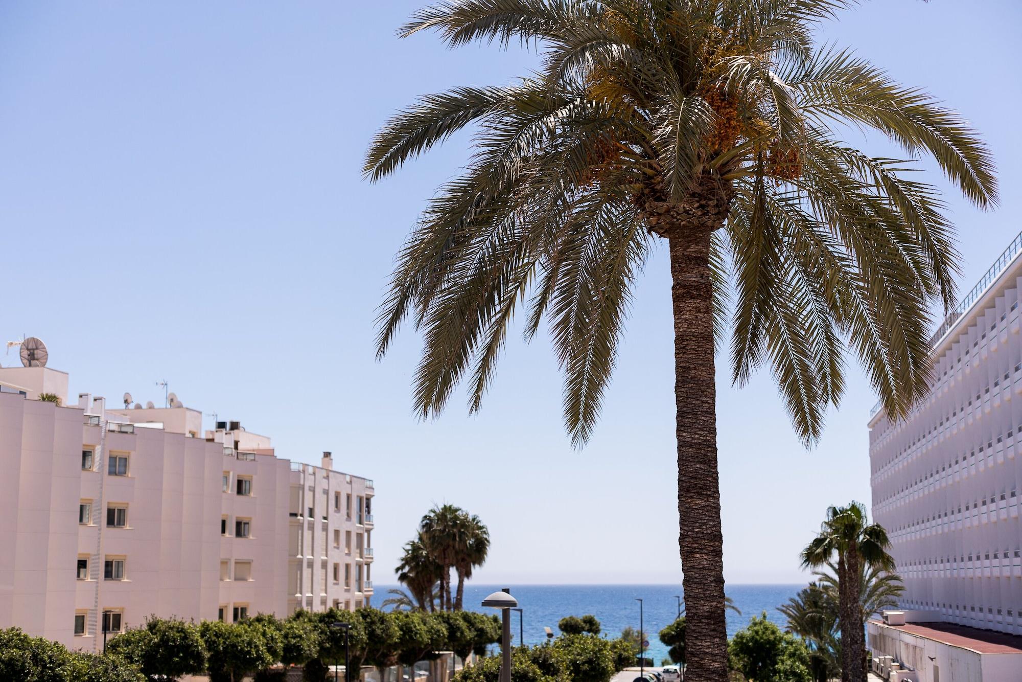 Equipamiento de Habitación Vistamar I - MC Apartaments Ibiza