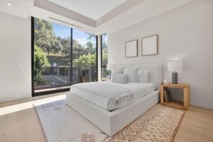 Renta temporal - Hutton Villa - 5-bedroom Retreat in Iconic Beverly Hills Oasis
