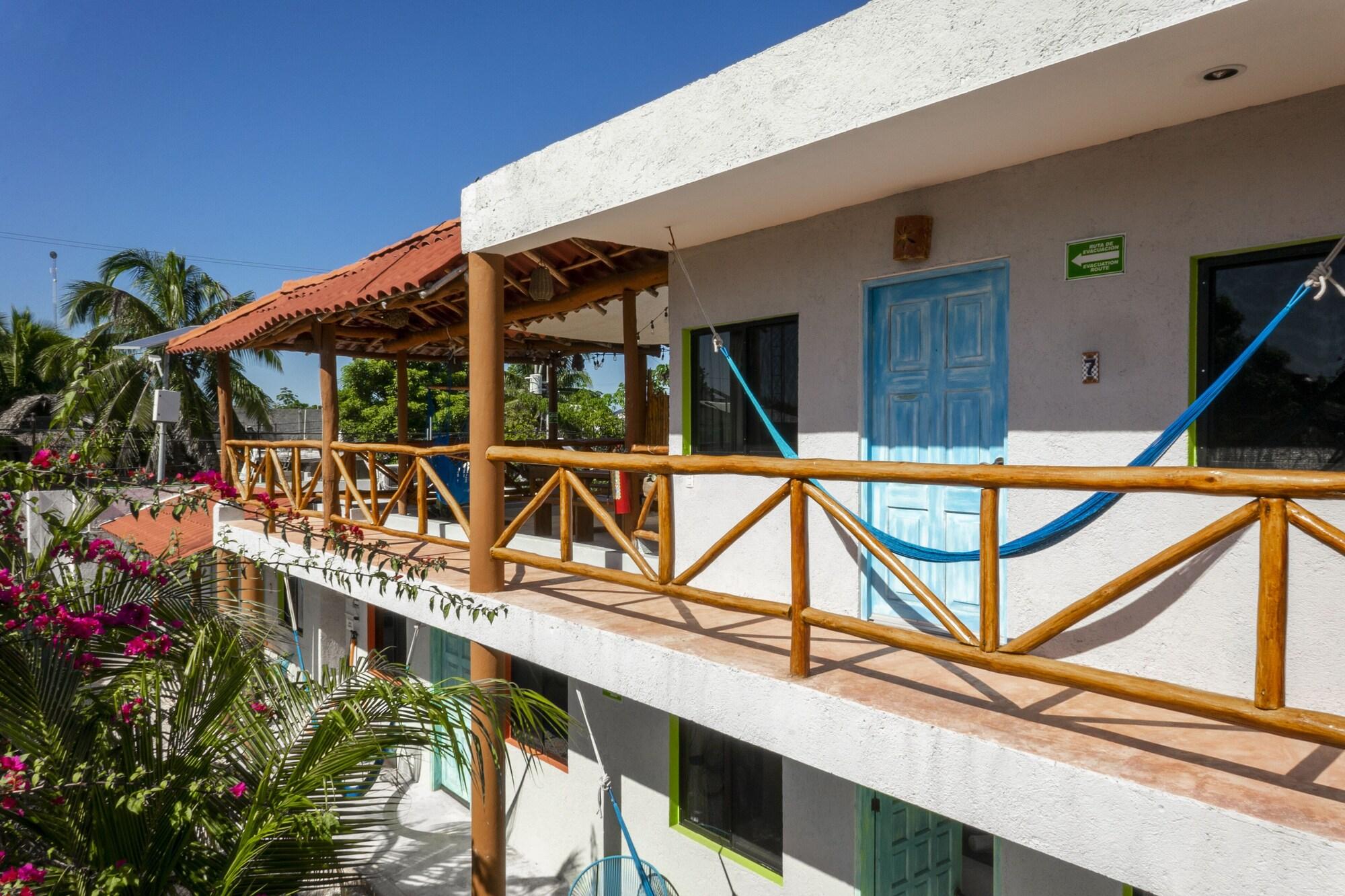 Vista Exterior Casa Toloc Tulum