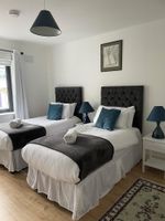 Alquiler Vacacional - Renada Cottage, Charming 3-bedroom cottage in peaceful Dingle with WiFi