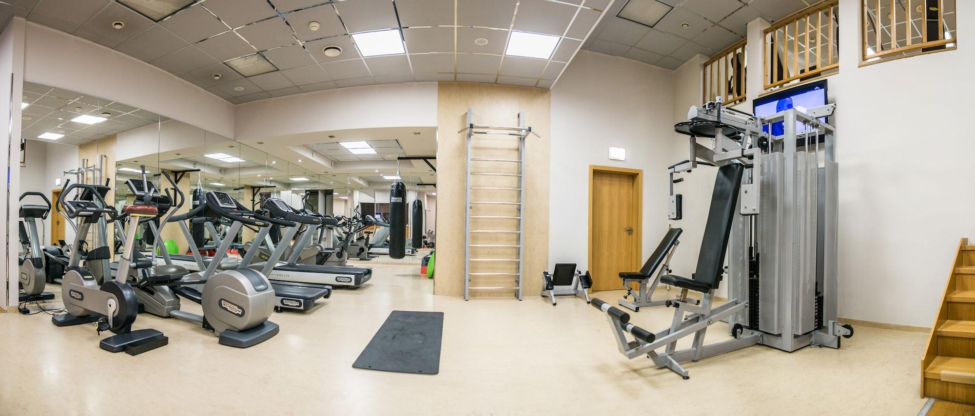 Gimnasio NH Prague City