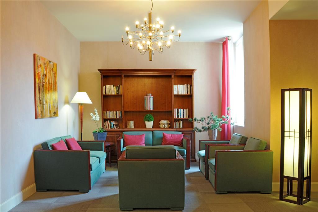 Bar/Salón Best Western Poitiers Centre Le Grand Hotel