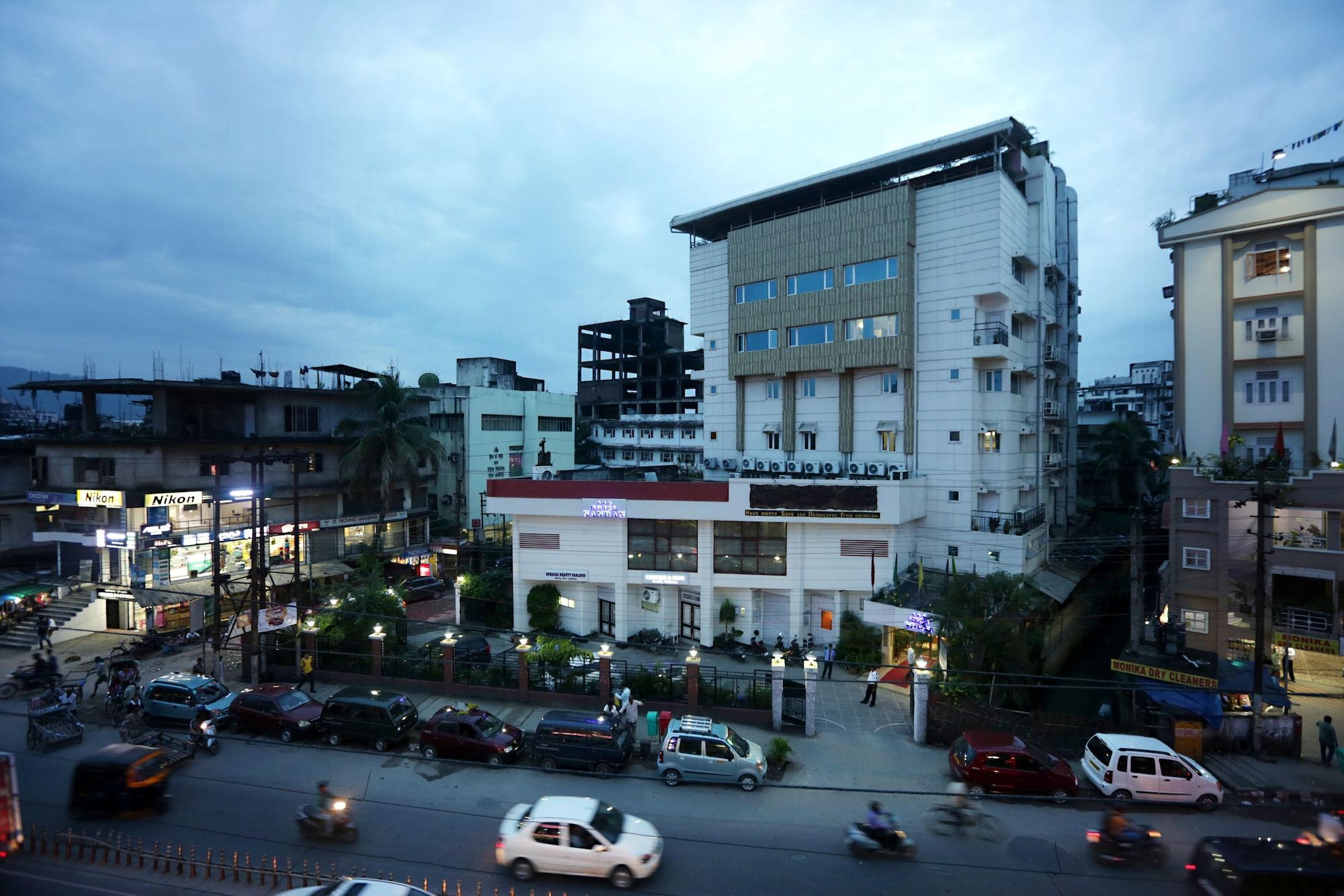 Varios Hotel Nandan
