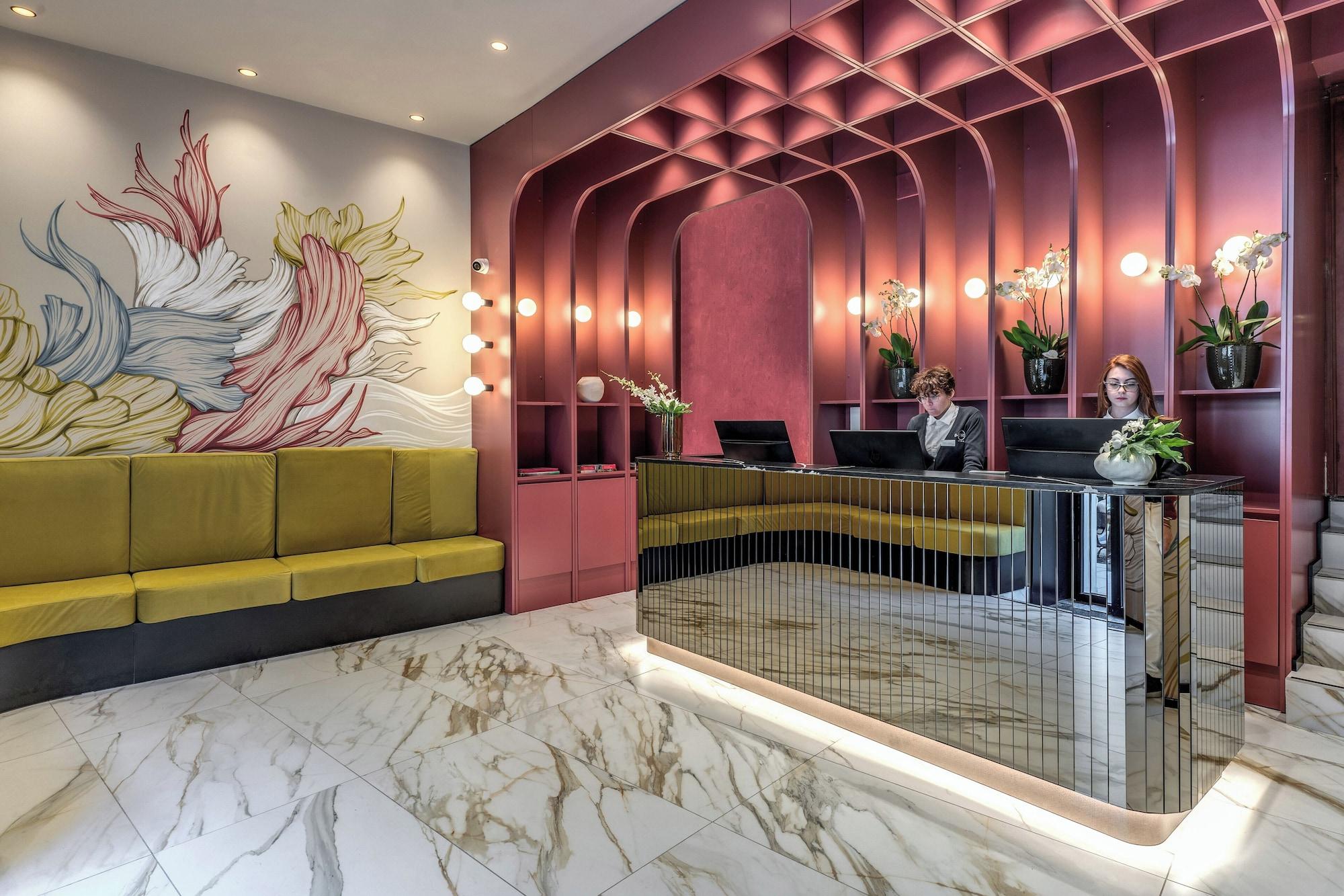 Varios Hotel Madison