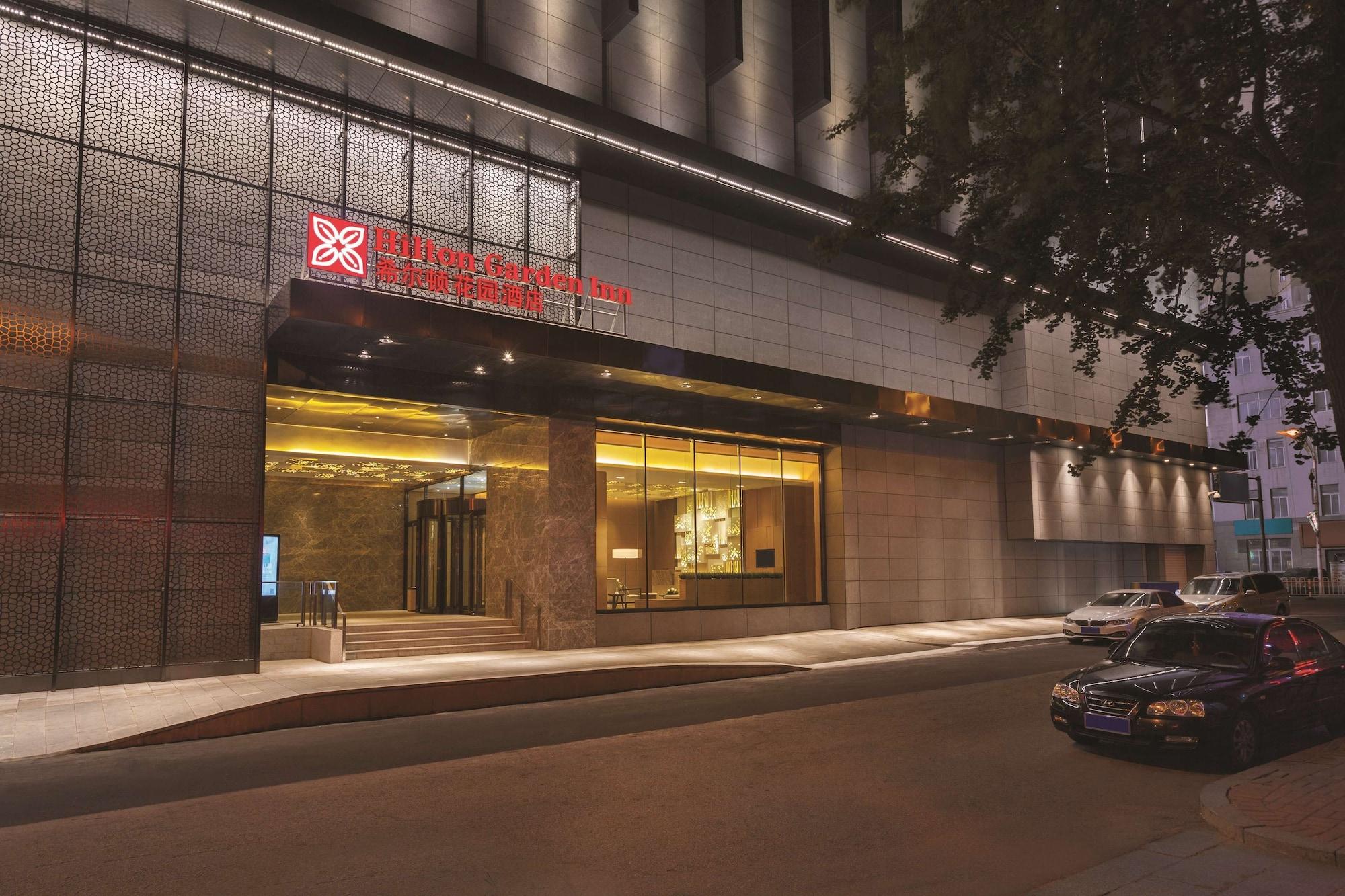 Vista Exterior Hilton Garden Inn Dandong