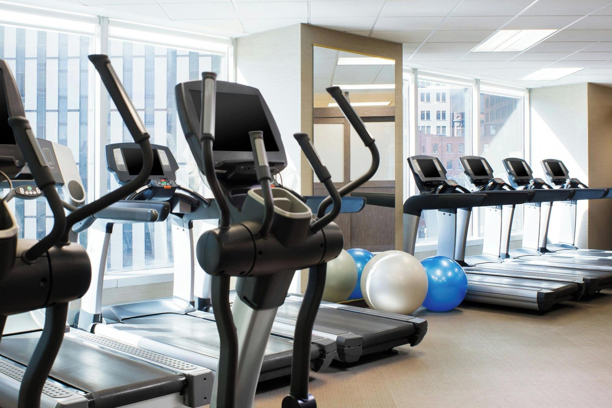 Gimnasio The Westin Pittsburgh, a Marriott Hotel