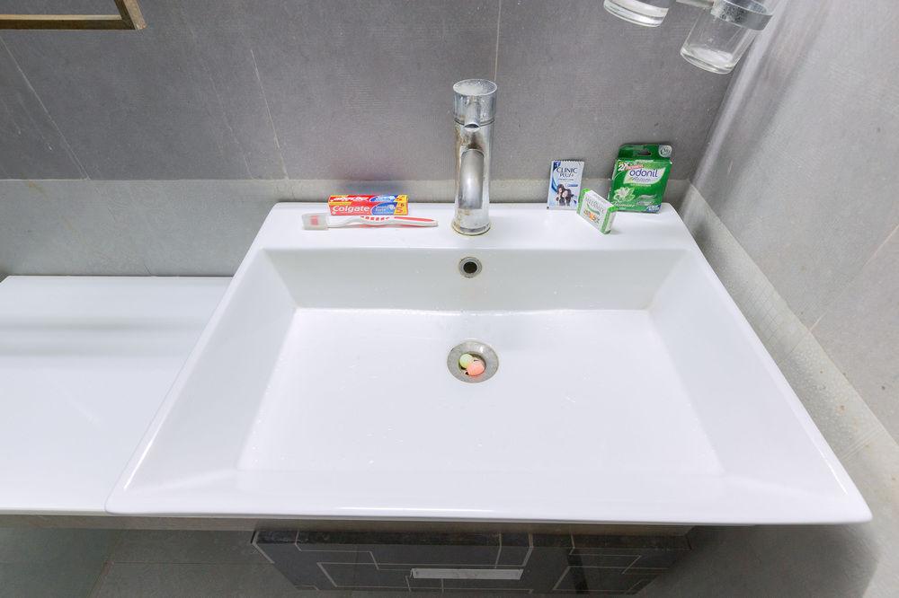 Set de Habitación ZO Rooms Kothaguda Junction