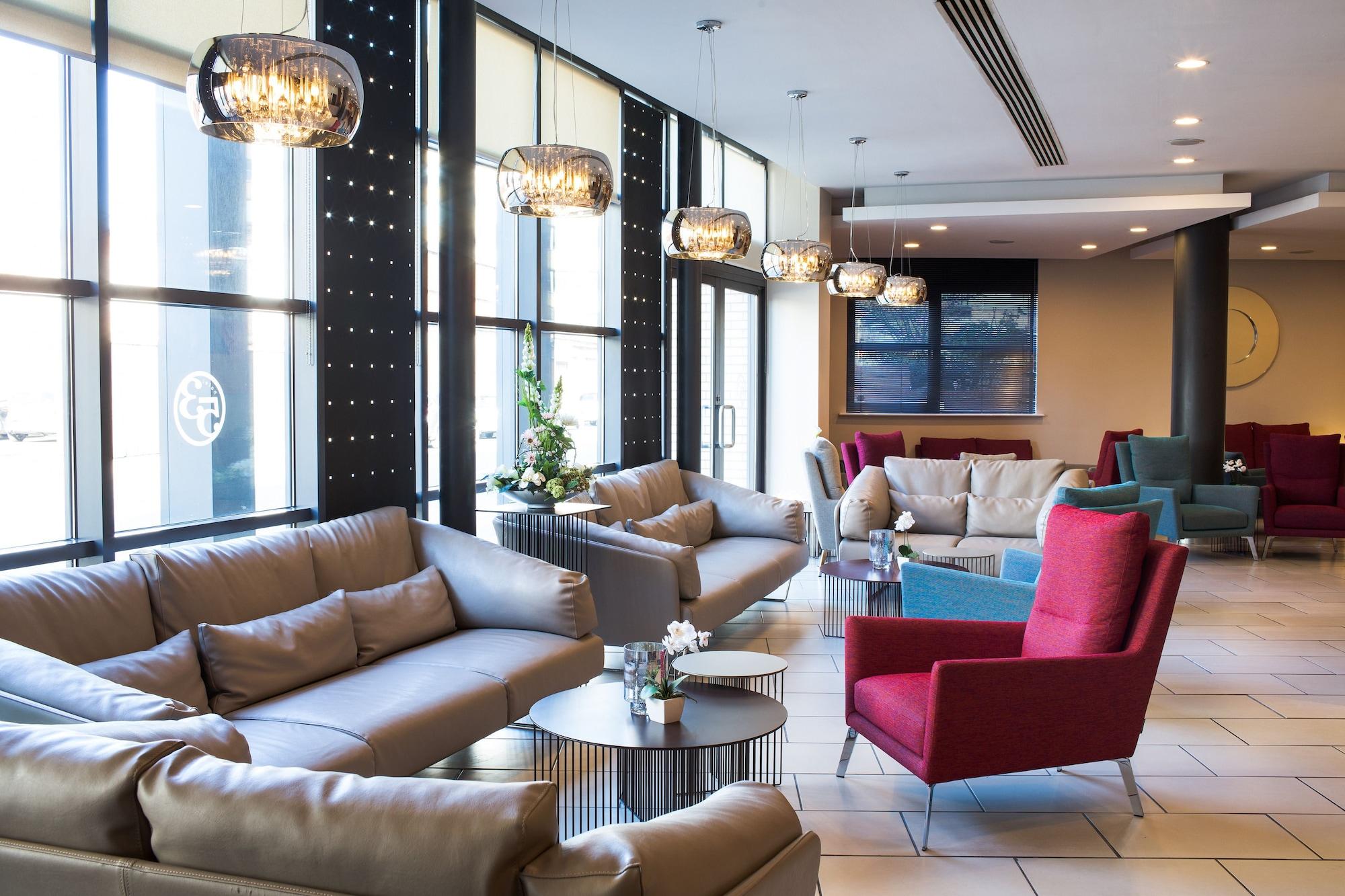 Vista Lobby Holiday Inn York City Centre by IHG