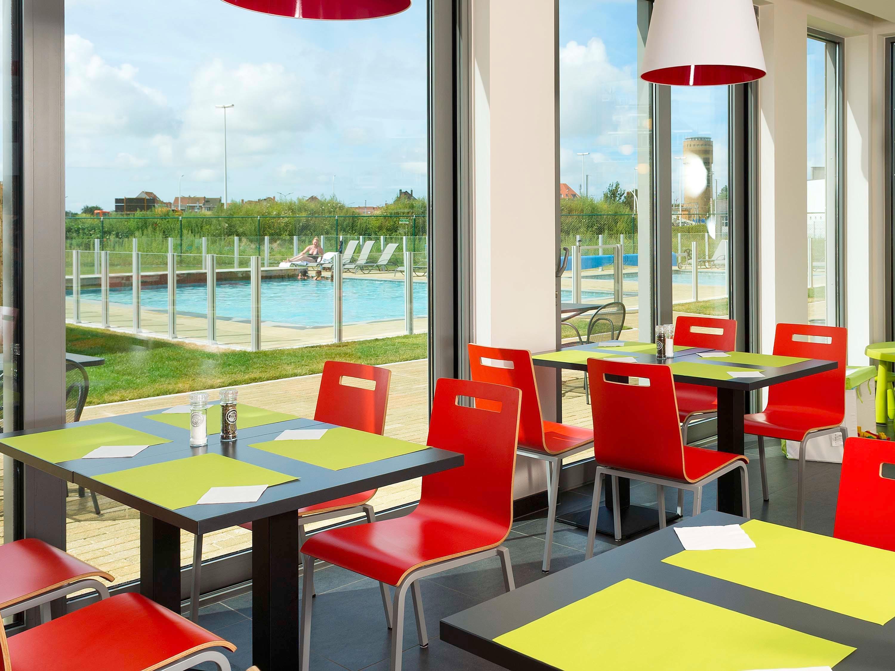 Bar/Salón ibis Styles Zeebrugge
