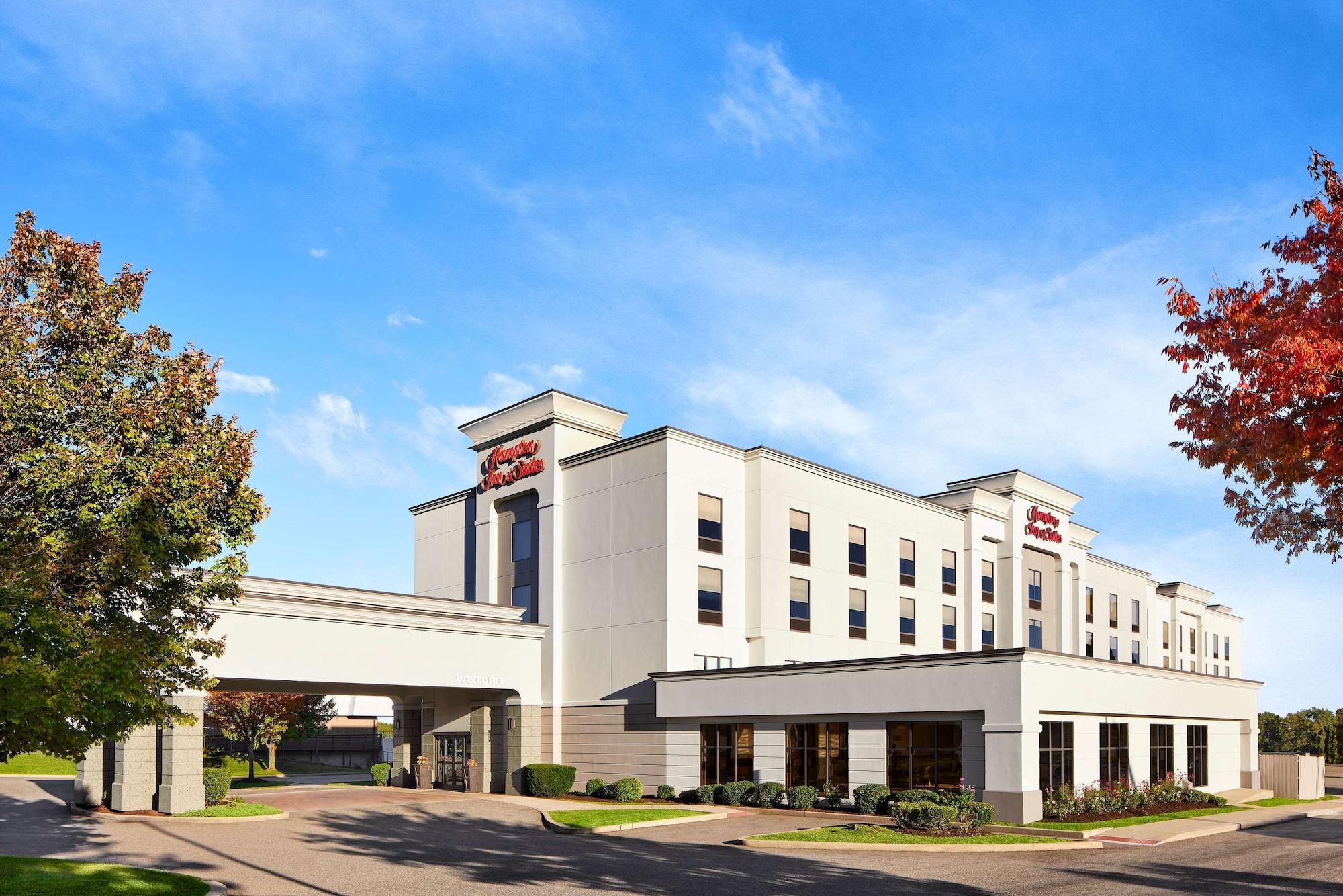 Vista Exterior Hampton Inn & Suites New Haven - South - West Haven