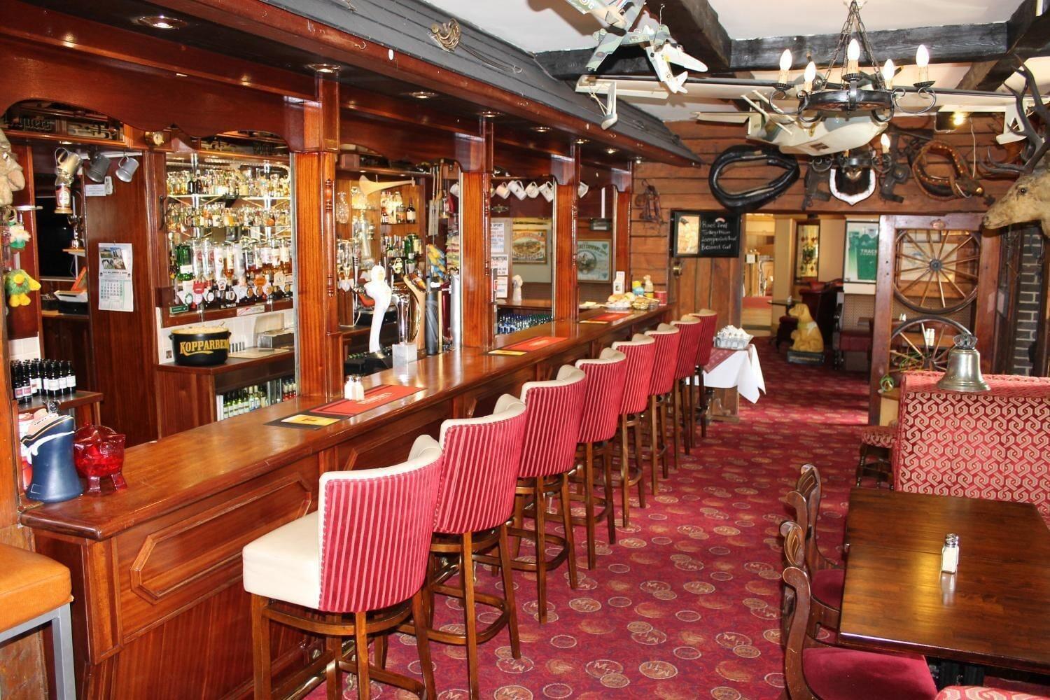 Bar/Salón Mahons Hotel