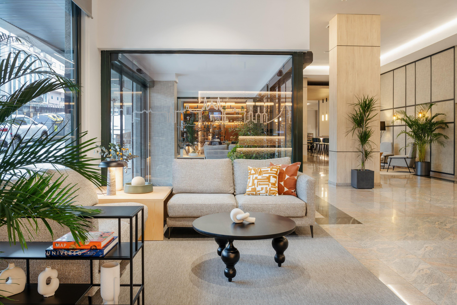 Vista Exterior Hotel Santiago Plaza Affiliated by Meliá